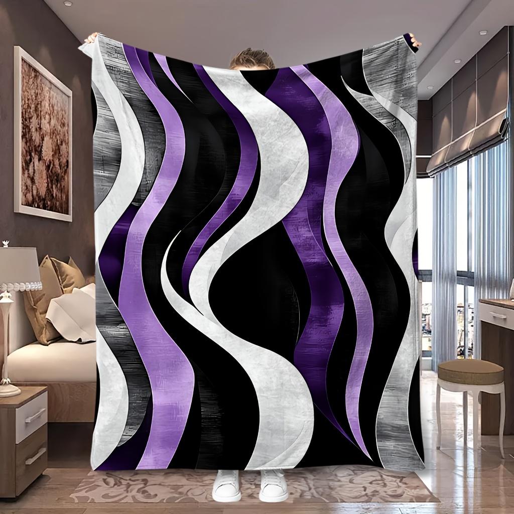 1pc Black White Purple Swirl Curve Abstract Print Flannel Blanket, All-season Usable and Comfortable, Suitable for Blankets, Kid Bed Covers, Dormitory