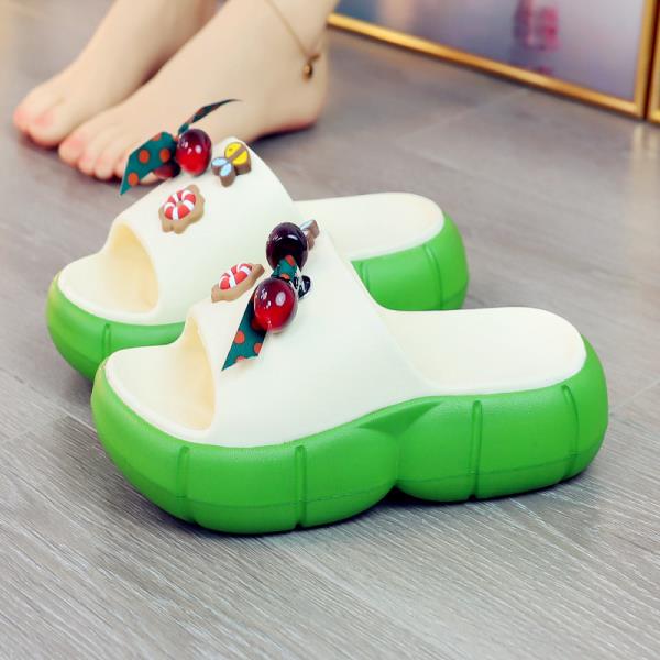 

Модная обувь Резиновые тапочки Слиперы Женские шлепанцы на платформе 2025 Массажные Летние Плоские Женские туфли Тапочки Женские Летние Шлепанцы Платформа 35