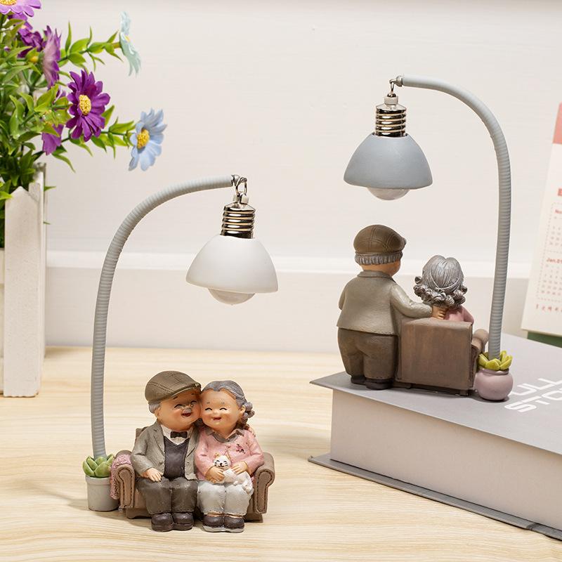 Creative Wedding Anniversary Decorations Valentine's Day Gifts for Couples Elderly Couples Home Desktop Decorations Desk Lamp