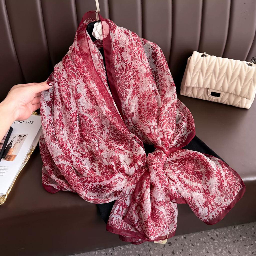 Stoles Wraps Silk Scarf Foulard Female Scarves Wraps Hijab Bandana Women Large-size Beach Shawls Muslim HijabsTravel Sunscreen