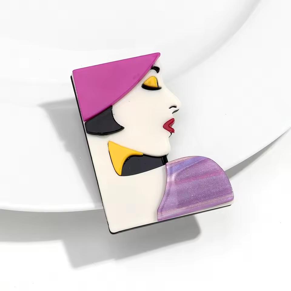 New Fashion Lady Acrylic Brooches for Women Cute Cartoon Glasses Girl Figure Badge Pins Casual Jewelry Clothes Accessories Gift