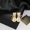 Brooch Retro Style Leaf Floral Design Lapel Pin with Faux Opal Inlaid Sweaters Collars Hats Bags Coats Scarves Badge Outfit Accessory