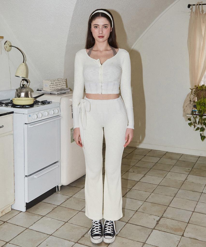 Yuheelee Modal Knit Crop Cardigan / Cream