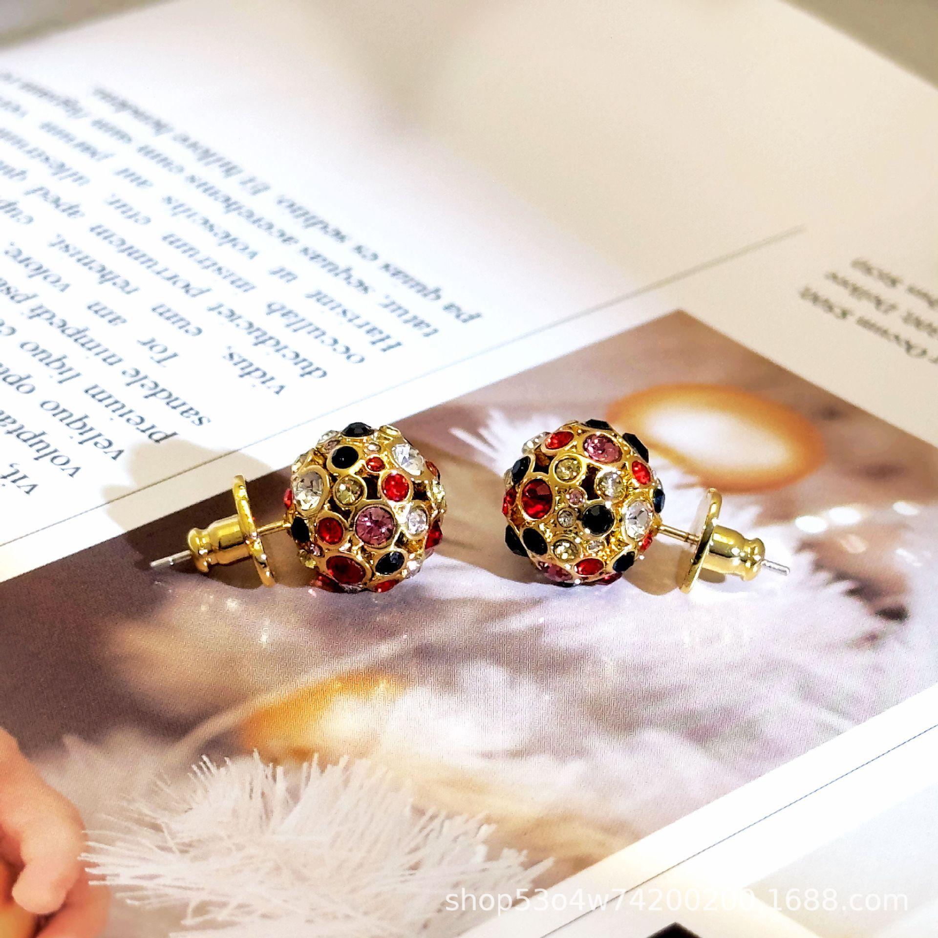 New Fashion Light Luxury Commuter Color Full Diamond Inlaid Three-dimensional Hollow Ball 925 Silver Needle Stud Earrings Medieval 2026