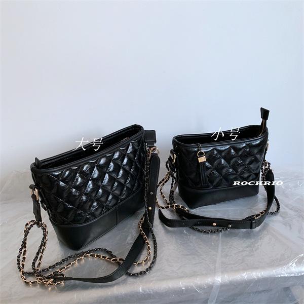 

Small fragrance style fashion diamond lattice black double strap wandering bag retro simple versatile chain single shoulder crossbody bag factory Small stray bag single chain чёрный