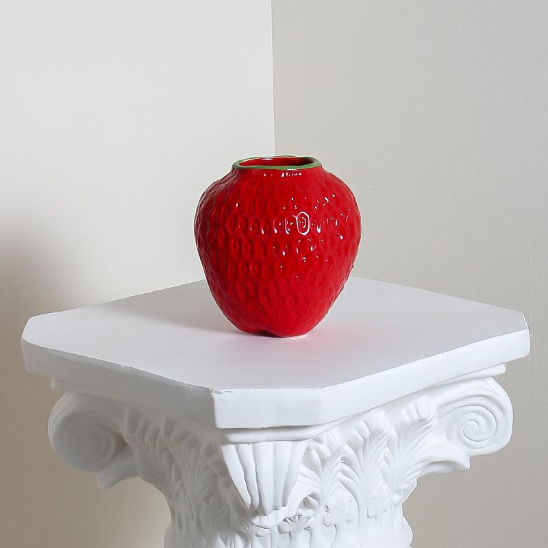 Strawberry Shape Ceramic Vase, High-End Hydroponic Flower Container, Nordic Minimalist Desk Decor for Living Room