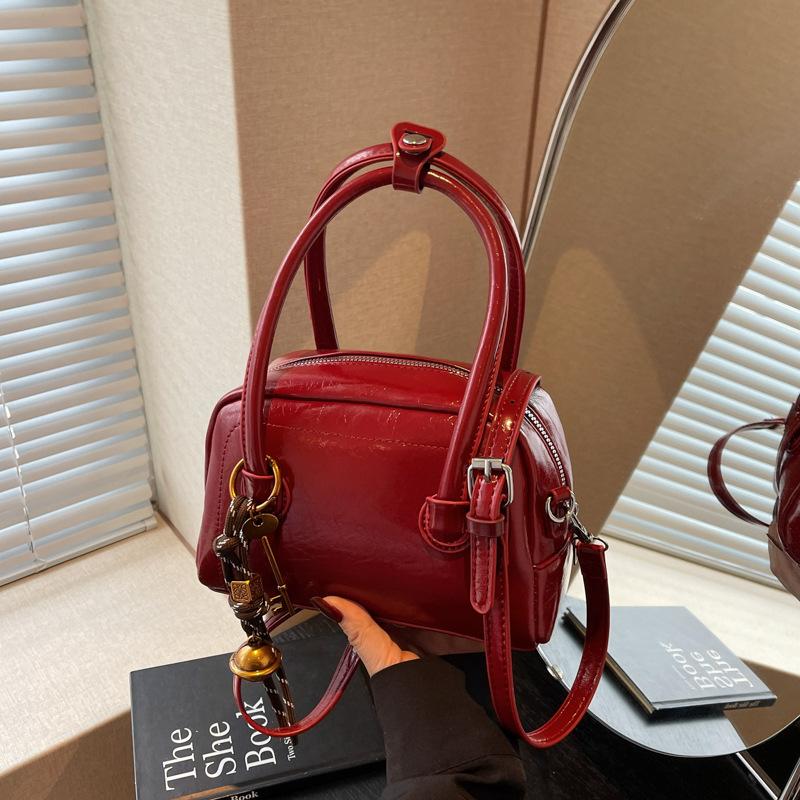 Premium bag women's new handbag casual shoulder messenger bag fashionable versatile pillow bag