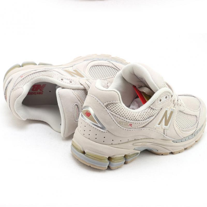 New Balance 2002 Beige