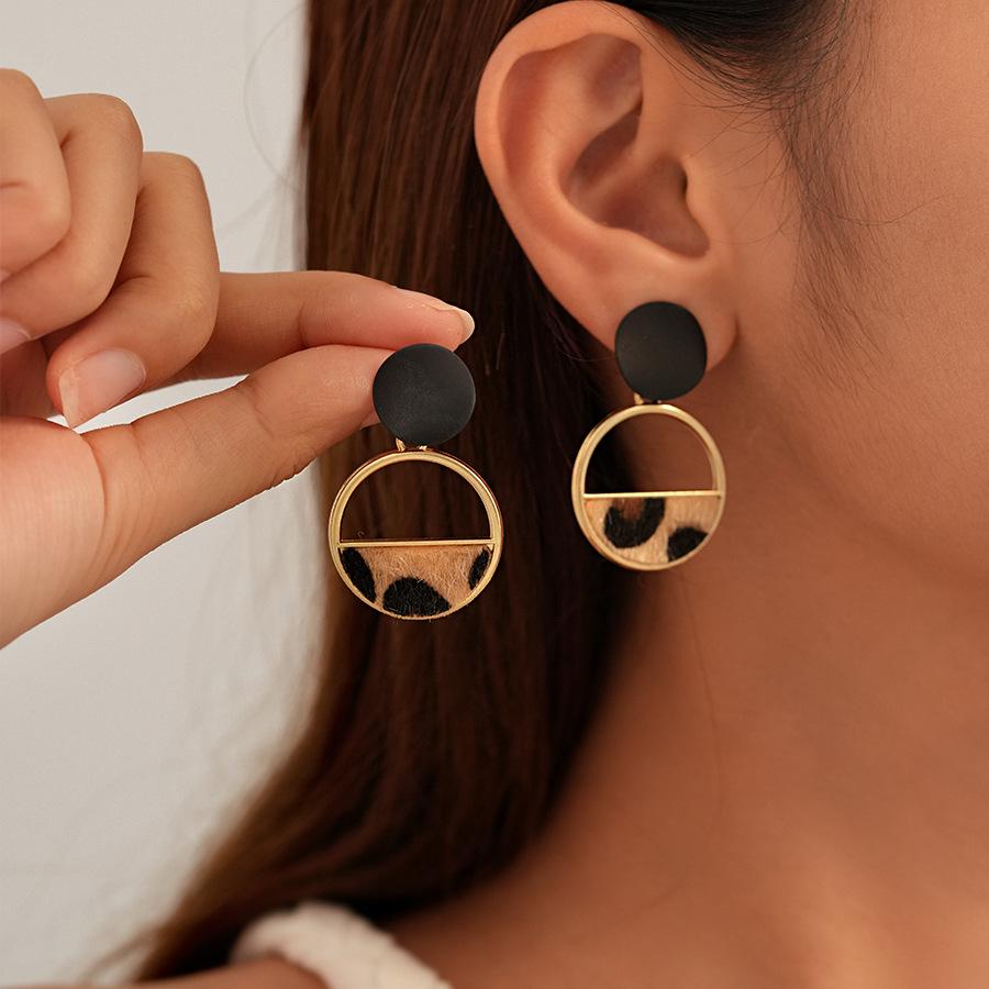 

Геометрические серьги в стиле ретро с леопардовым принтом в горошек — высококачественный дизайн из искусственной кожи для женщин