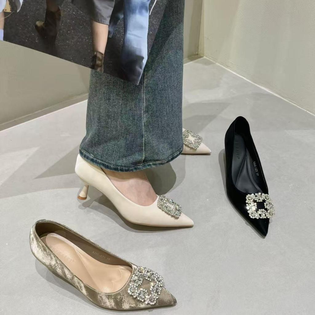 2025 Samtige Stilettos mit spitzer Zehenpartie und Strasssteinen - Elegante Abend- und Arbeitsschuhe