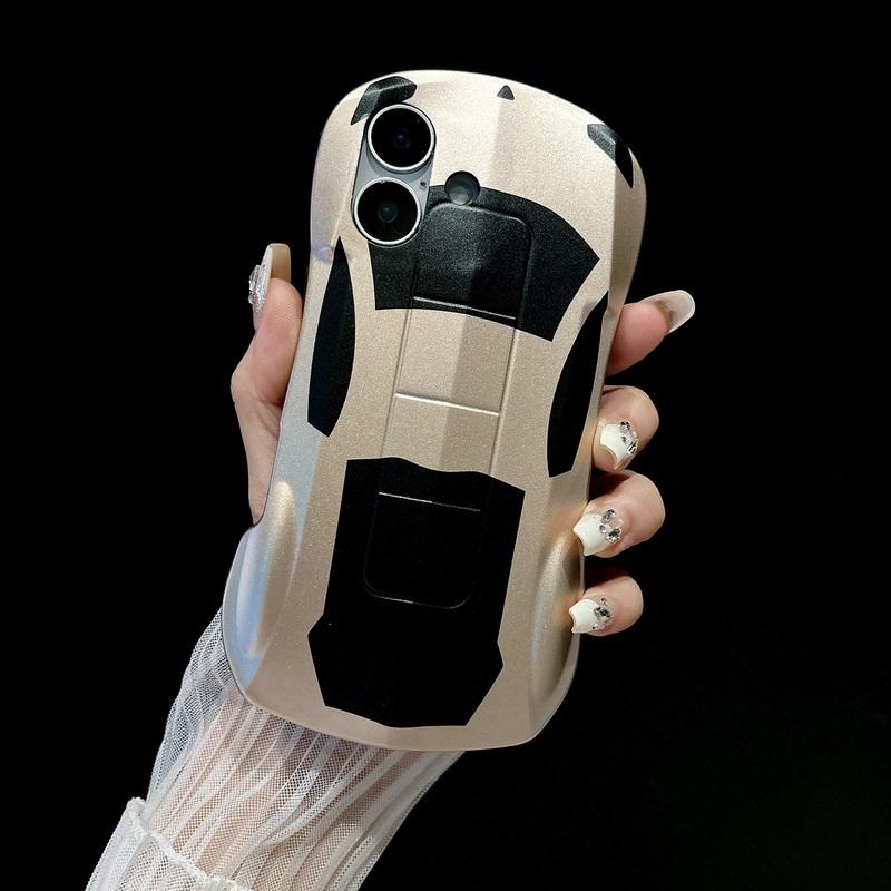 

Крутой 3D чехол в форме мультяшного автомобиля для iPhone 16 15 Pro Max 14 13 12 11 тонкий матовый жесткий гибридный силиконовый чехол с мягким краем и защитой от ударов iPhone 13 Pro Max золотой