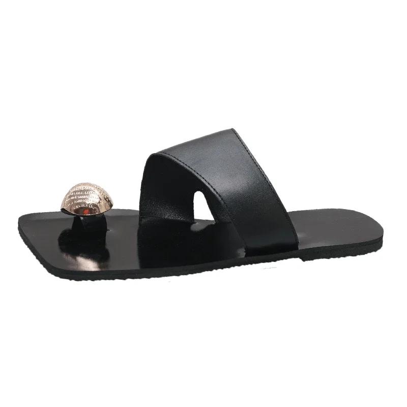 

Модные летние женские сандалии-шлепанцы 2024 года, новые тапочки на плоской подошве с квадратным носком для женщин, легкие повседневные пляжные модные женские шлепанцы 43 чёрный