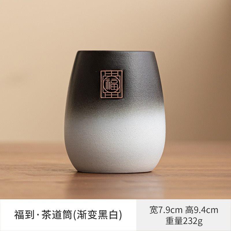 1pcs Ceramic pen holder creative multifunctional simple Chinese style retro black ceramic pen holder study retro ornament