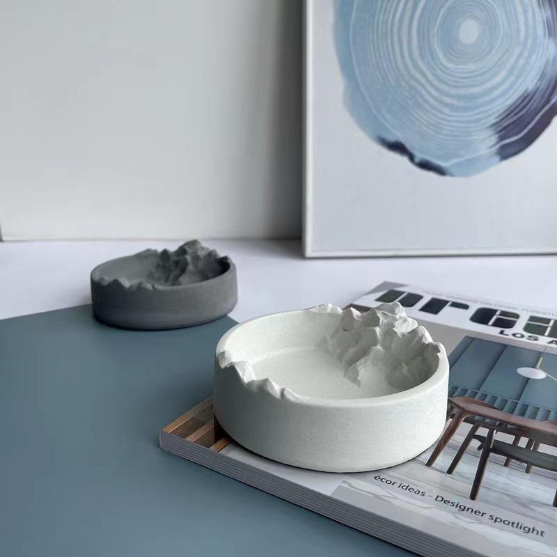 Luxury Creative Cigar Ashtray - Snow Mountain Design, Perfect Father's Day Gift