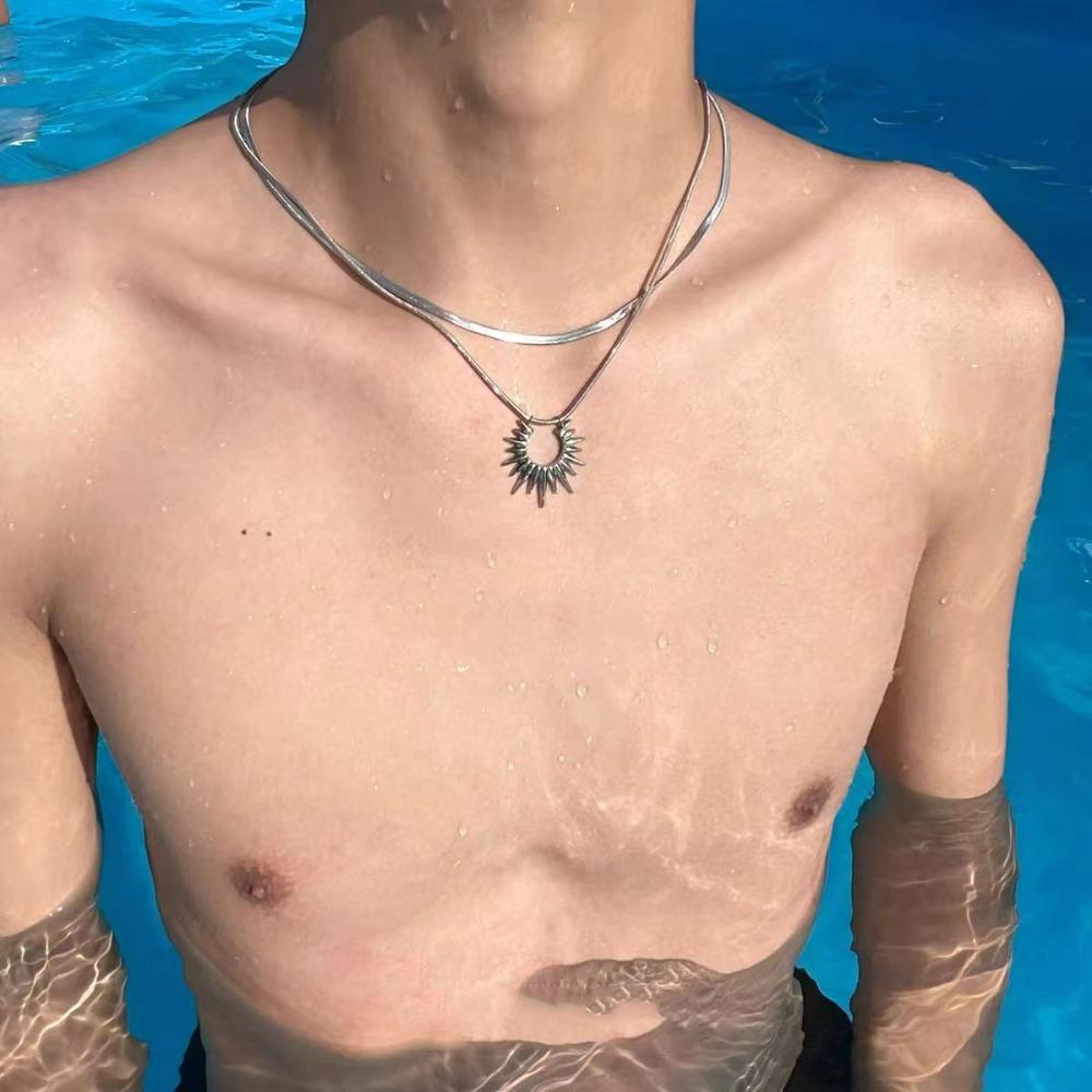 Hip-hop Punk Stainless Steel Hollowed-out Sun Flowers Pendant Sliver Color Layered Necklace for Women Men Collar Chain Jewelry