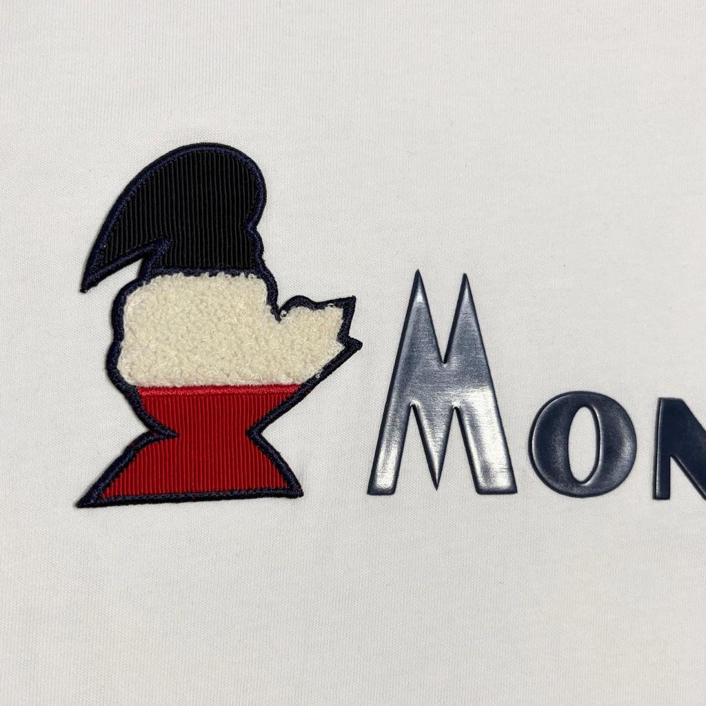 MONCLER Front Logo T-Shirt Black Men's Size L Model E109180418508390T