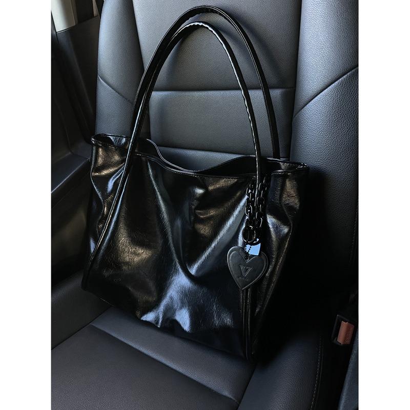 

Diablo Cupid, new love pendant, large-capacity tote bag, ultra-light commuter bag for work чёрный