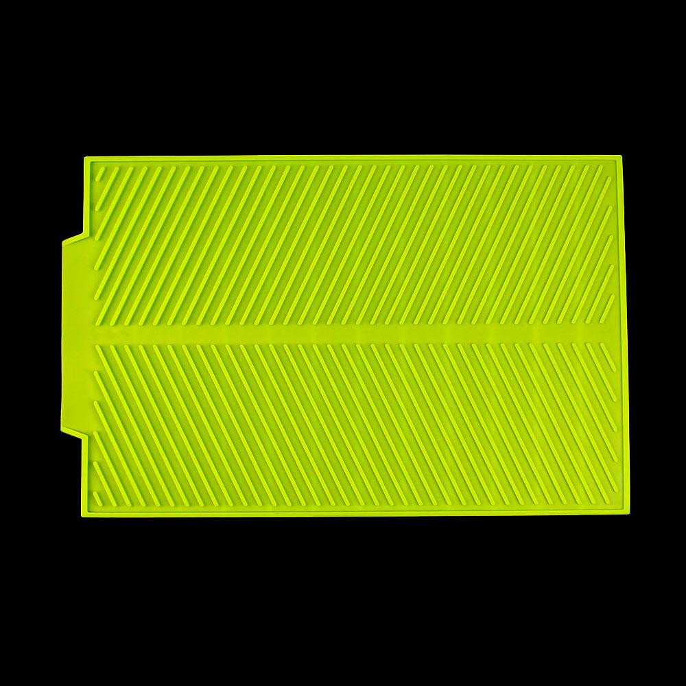 Silicone World Multifunctional Tableware Silicone Water Filter Mat Kitchen Countertop Drainage Mat Insulated Meal Mat Drying Pad 39x25 cm