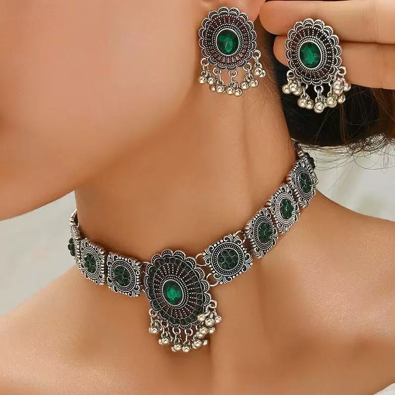 Retro necklace, earrings set, flash diamonds, exaggerated temperament, diamond-encrusted banquet matching, support processing and customization