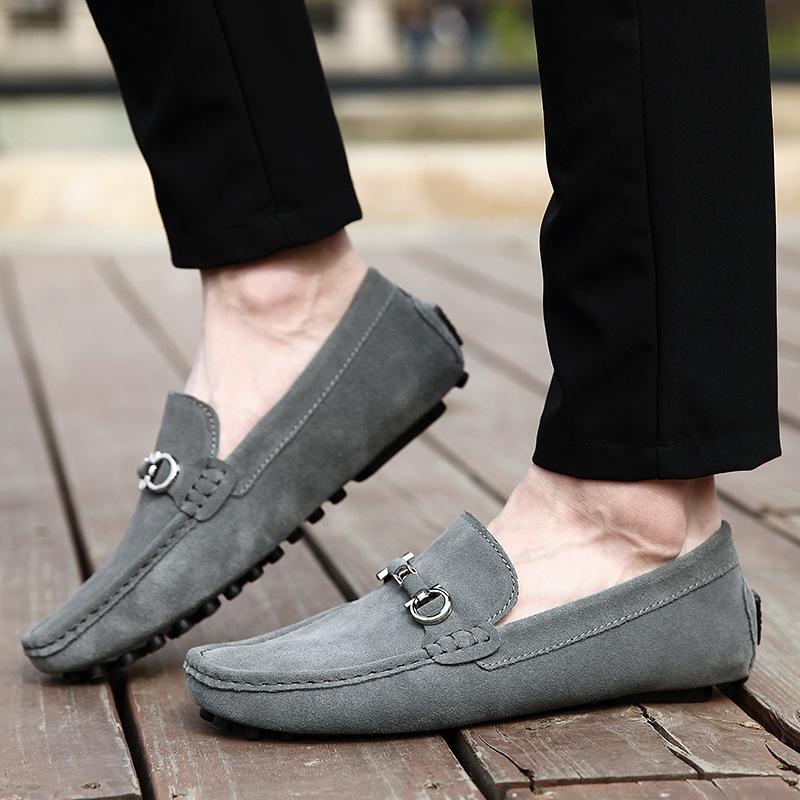 

Spring and Summer 2024 New Large Size Comfortable Driving Men s Shoes One Pedal Leather Hand-Sewn Doudou Shoes 46 сірий колір