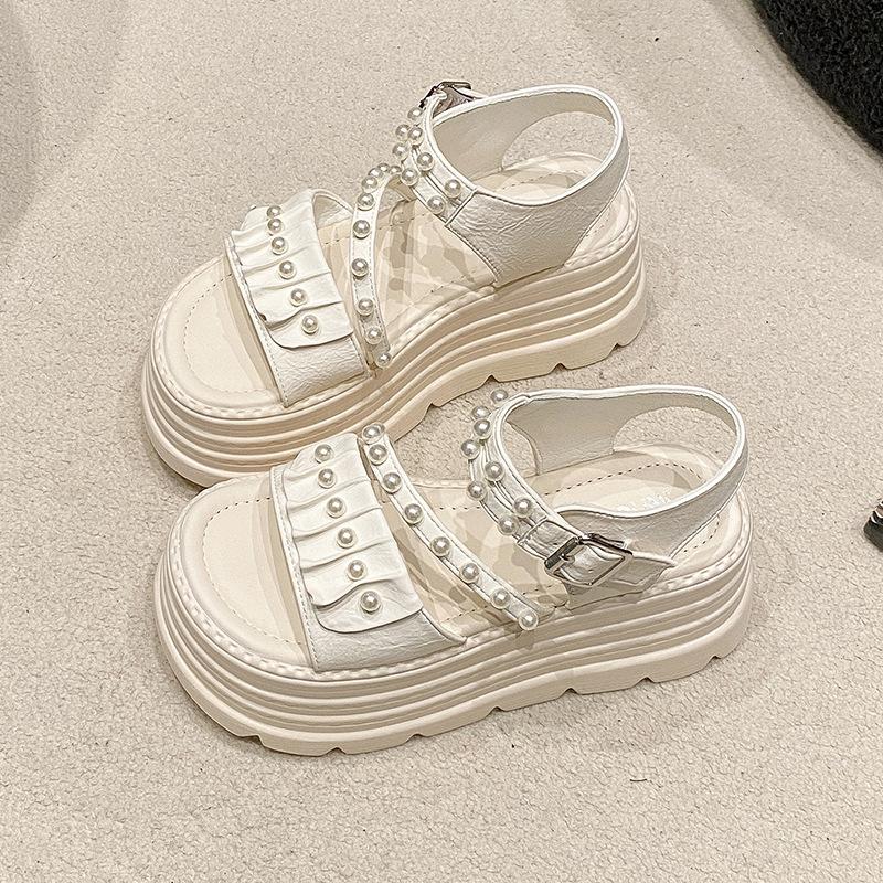 Fairy Wind Thick-soled Muffin Buckle Sandals Women Wear Popular Summer New Slope Heel Beaded Muffin Bottom Cool Slippers