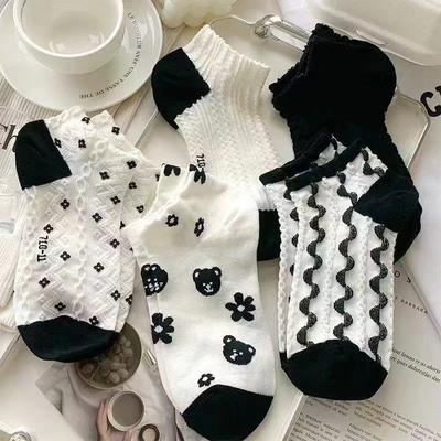 Women Cartoon Flower Printed Short Socks Cute Sweet Style Soft Comfortable Sweat Absorbing Breathable Casual Socks