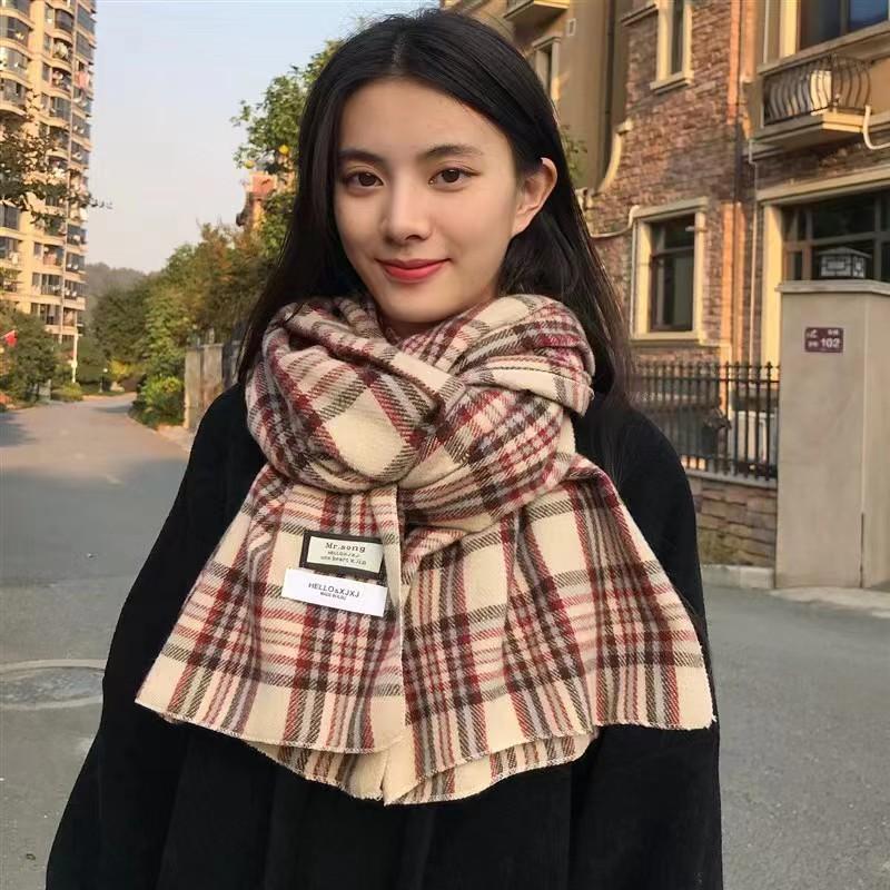 The New Warm Couple Scarf Is Recommended for Women and Can Be Matched with Coats in Autumn and Winter. Versatile Student Scarves for Men.