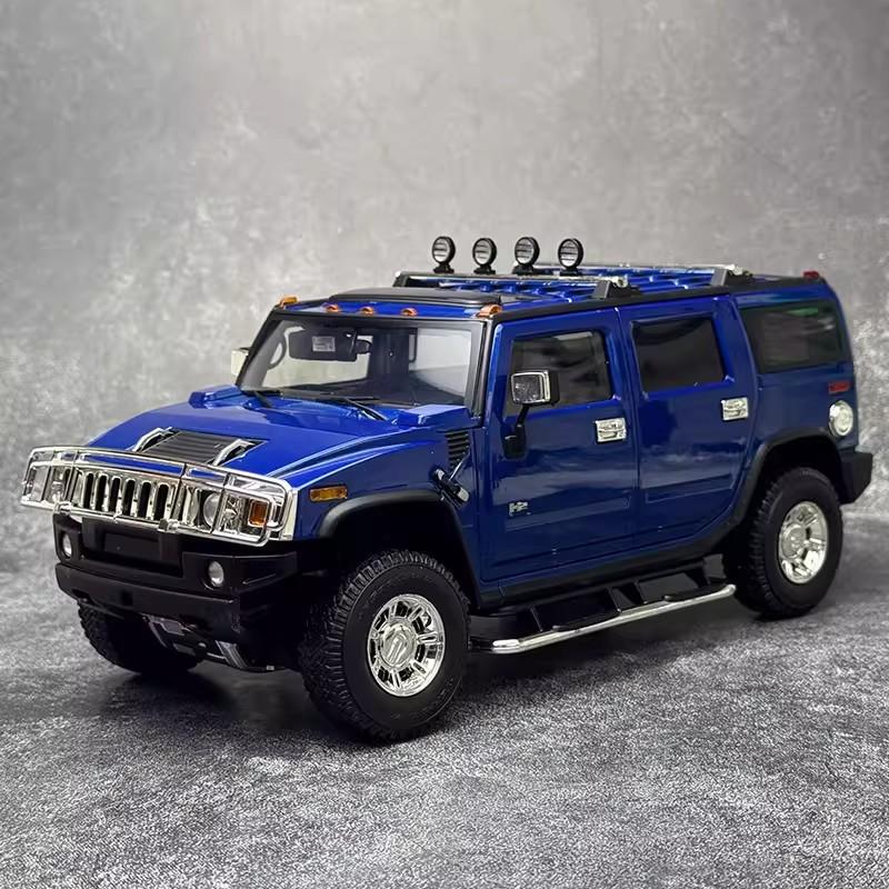 

Highway 61 1:18 H2 off-road SUV alloy car model collection and viewing items синий