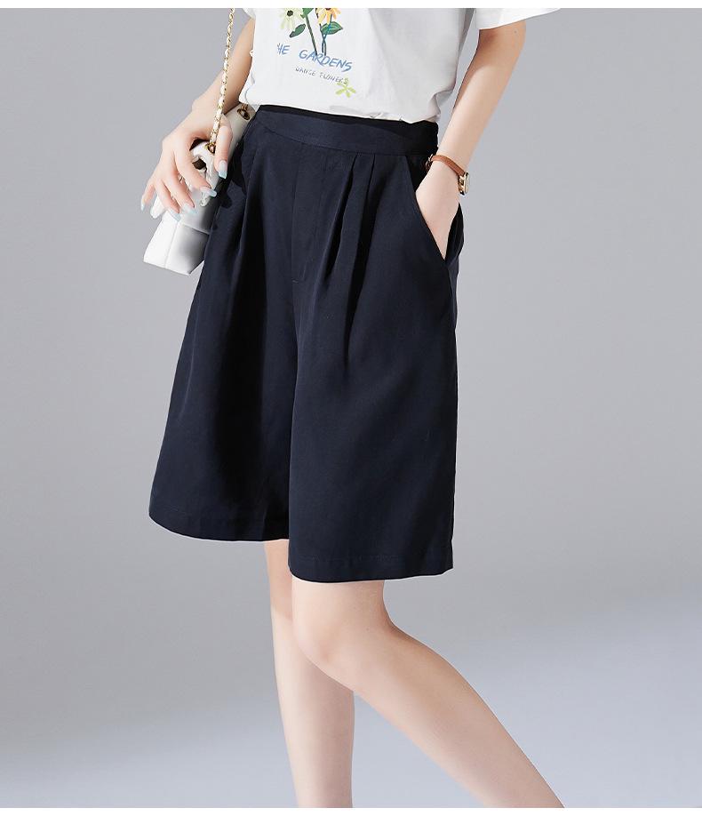 

Premium Mulberry Silk High-Waisted Bermuda Shorts for Women Extra Large