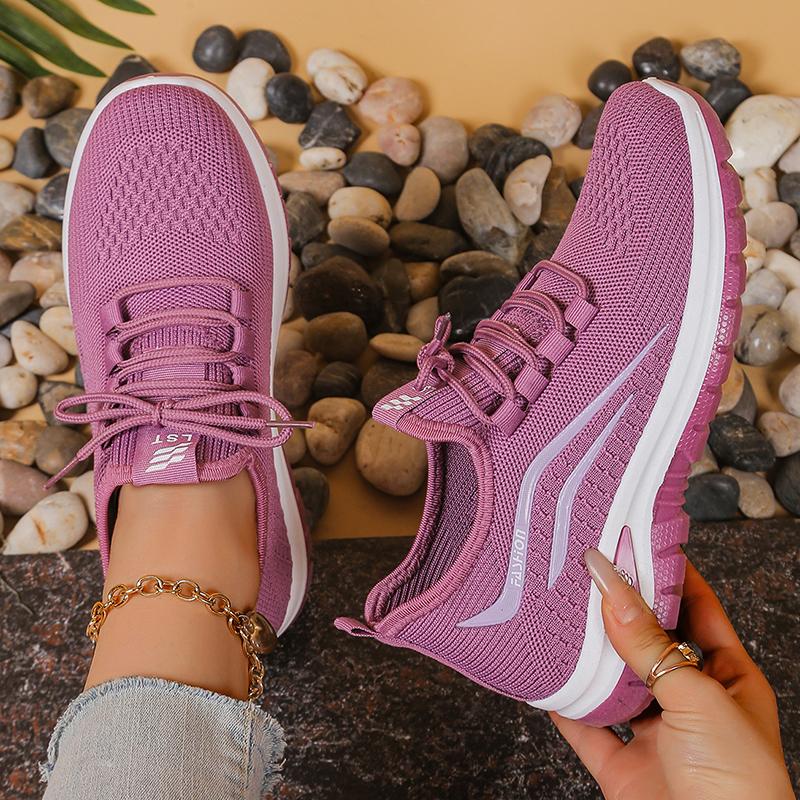 Fashion Women's Soft Sole Breathable Mesh Sneakers Lightweight Non Slip Casual Sports Shoes for Women Comfort Slip On Knitted Sneakers