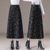 2025 Autumn Elegant High Waist Jacquard Mermaid Skirt: Retro Style, Hip-hugging Design for a Taller, Slimmer Look