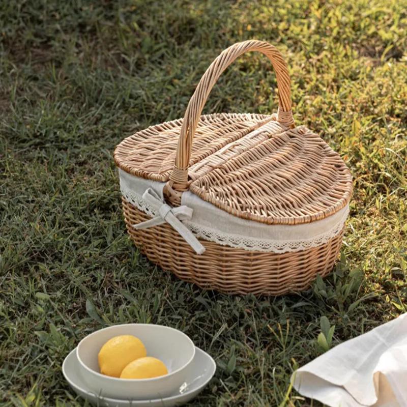 Picknickkorg med stor kapacitet med lock, flätad korg av rotting och bambu, hushållsförvaring för frukt och snacks, utomhuskorg av rotting