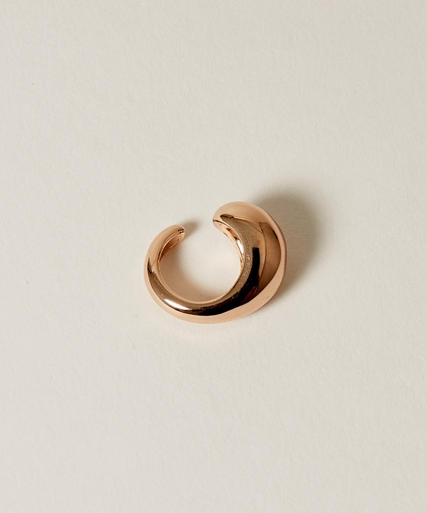 Novice Tokyo Drop Ear Cuff / Gold
