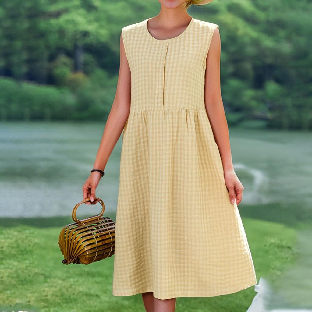 Women's Fashionable And Trendy Round Neck Loose Sleeveless Dress In Plus Size