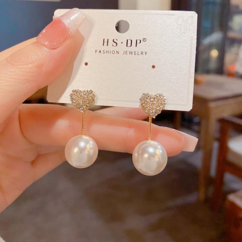 Two Ways To Wear Pearl Diamond Inlaid Heart Silver Needle Earrings For Women