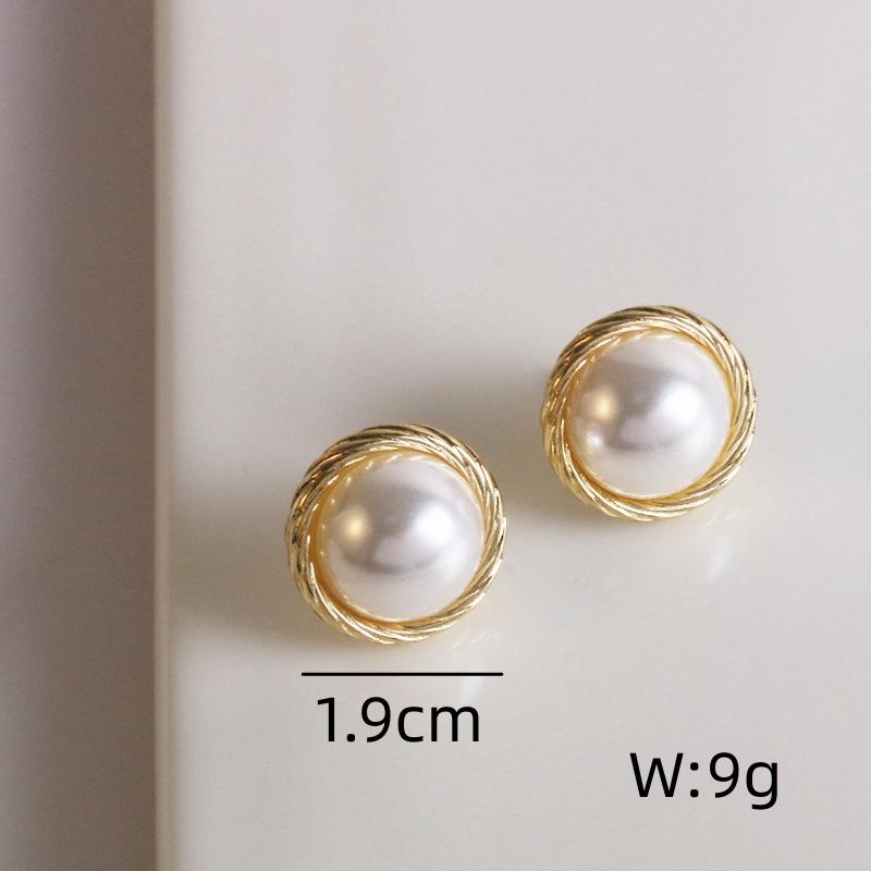Heart Round Imitation Pearl Butterfly Leaf Tulip Flower Drop Earrings Women Wedding Geometry Jewelry Trend Creative Accessories