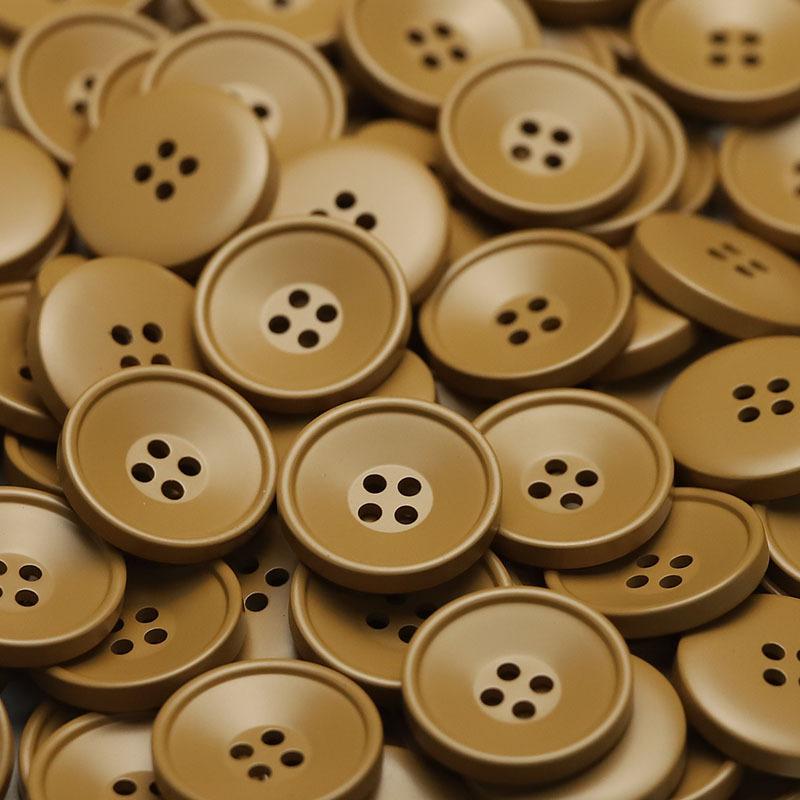 Furnitură, Nasture Rotund cu Patru Găuri din Rășină, Vopsea Spray Îngroșată, Nasture pentru Palton din Nailon cu Două Fețe, Nasture pentru Costum, Nasture pentru Pulover.