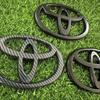 1 Pezzo 3D ABS Auto Griglia Anteriore Bagagliaio Logo Emblema Adesivi Per Toyota Corolla CHR RAV4 Yaris Vios Prado Camry Accessori Auto