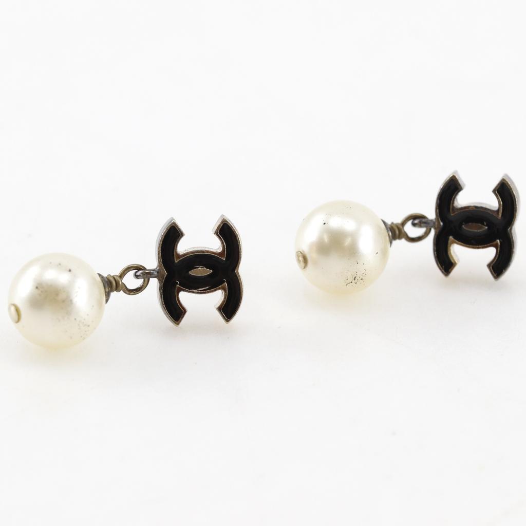 CHANEL COCO Mark Piercing black Plated Gold/Fake pearl 4.6g Women Used