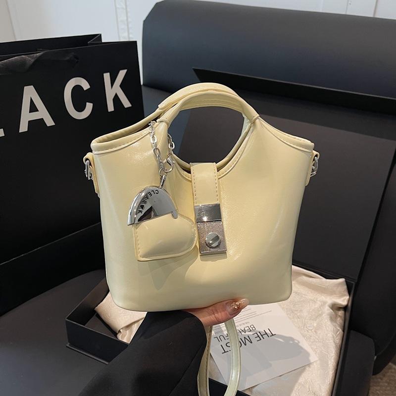 Handbag Women's New Casual Shoulder Bag Fashion Messenger Bag