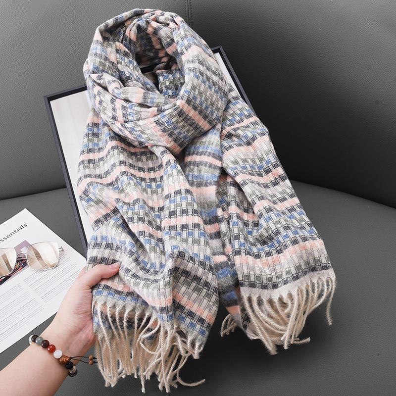 Small Fresh And Fashionable Cashmere Colored Small Fragrant Fringed Scarf, Women'S Design Sense Of Warmth, Outside With Temperament Shawl