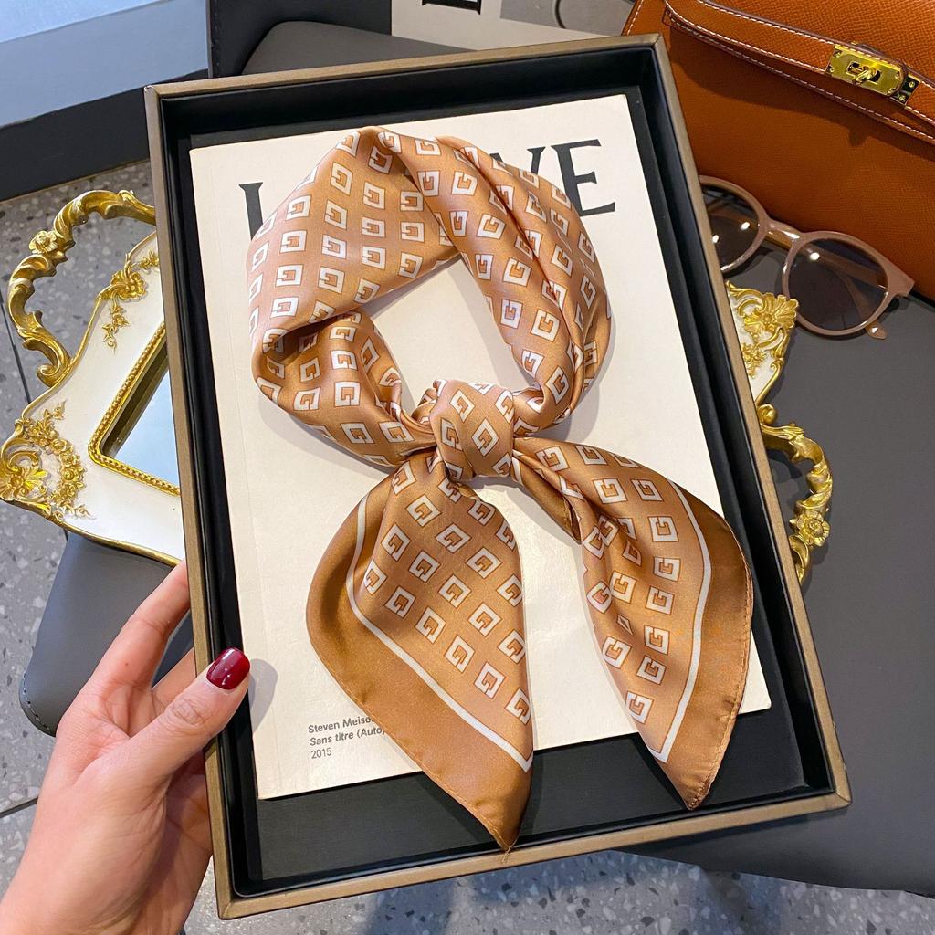 Small Silk Scarf Women'S Versatile High-End Decorative Square Scarf Professional Small Scarf Simulation Silk Korean Version Streamer Bag