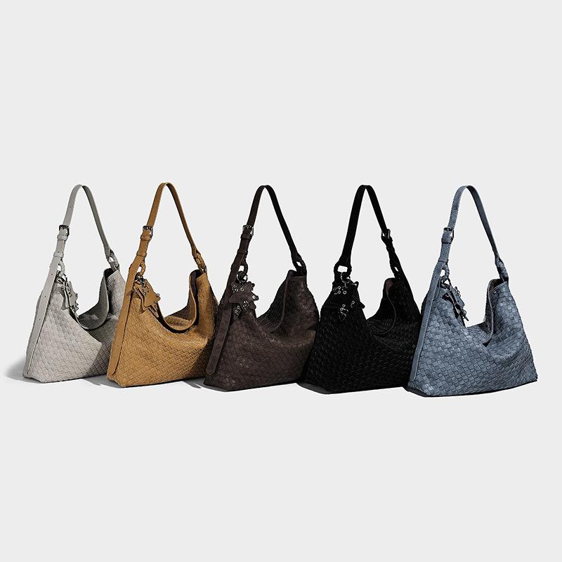 2025 New Niche Design Handwoven Bag Commuting Versatile Tote Large Bag High-end Feel Single Shoulder Crossbody Bag for Women