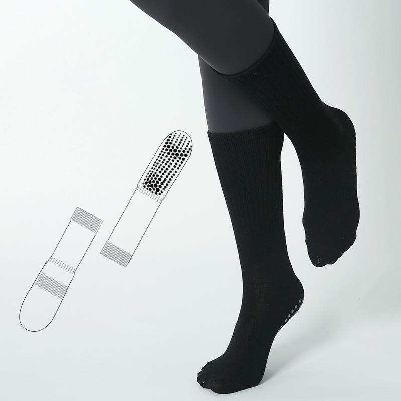 Women's Spring and Autumn Fitness Yoga Pilates Indoor Sports Non Slip Professional Cylinder Five Finger Socks