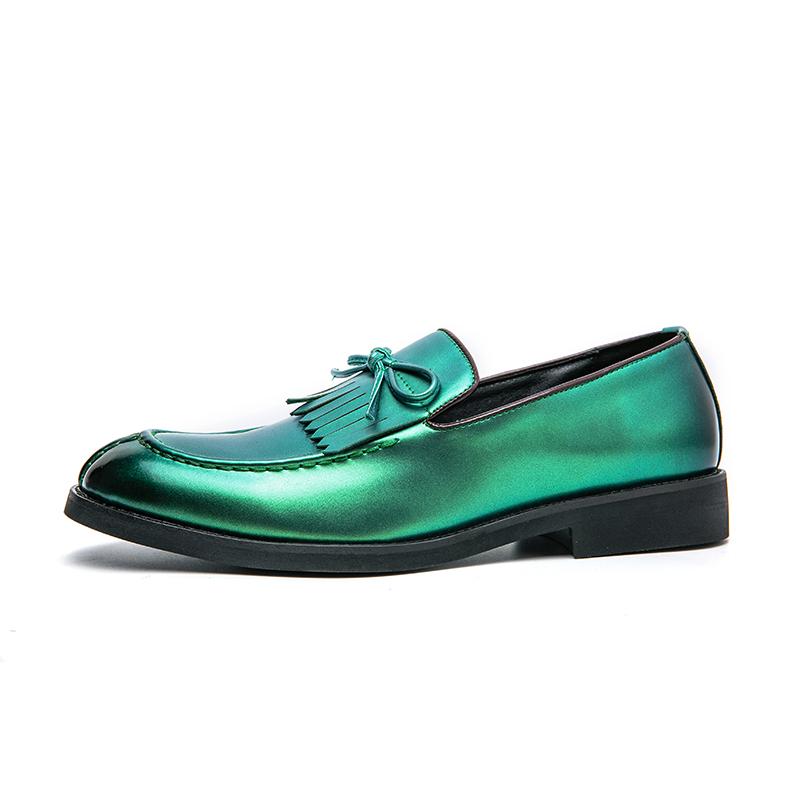 2026Men's patent leather fringed bow loafers formal office wedding shoes comfortable and classic gentlemanly style walking shoes