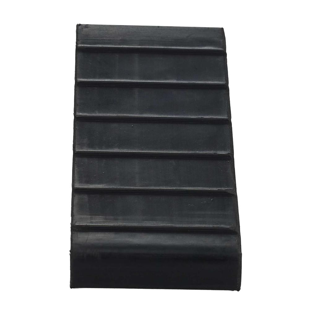 Rubber Wheel Chock 1.8T, 1 Piece Cswc04