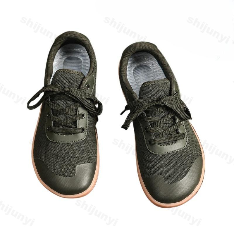 Fashion 2025 New Wide Toed Barefoot Men's Hiking Shoes Sports Fashion Trend Comfortable Lightweight Soft soled Lace-up Casual Sneakers