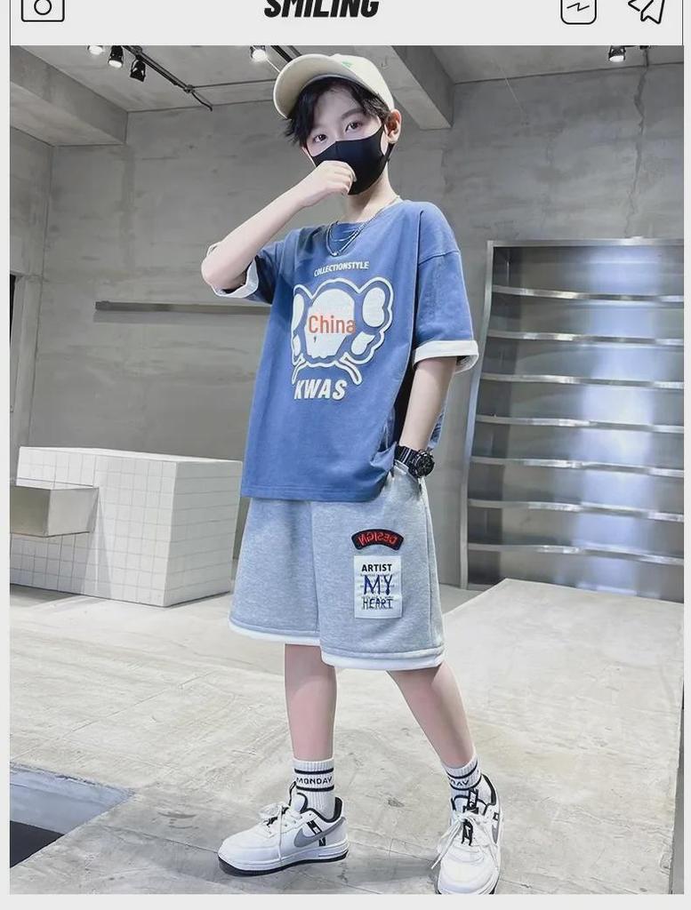 2024 Boys' Summer Short-Sleeved Outfit: Sporty & Stylish Fit for Medium and Large Boys