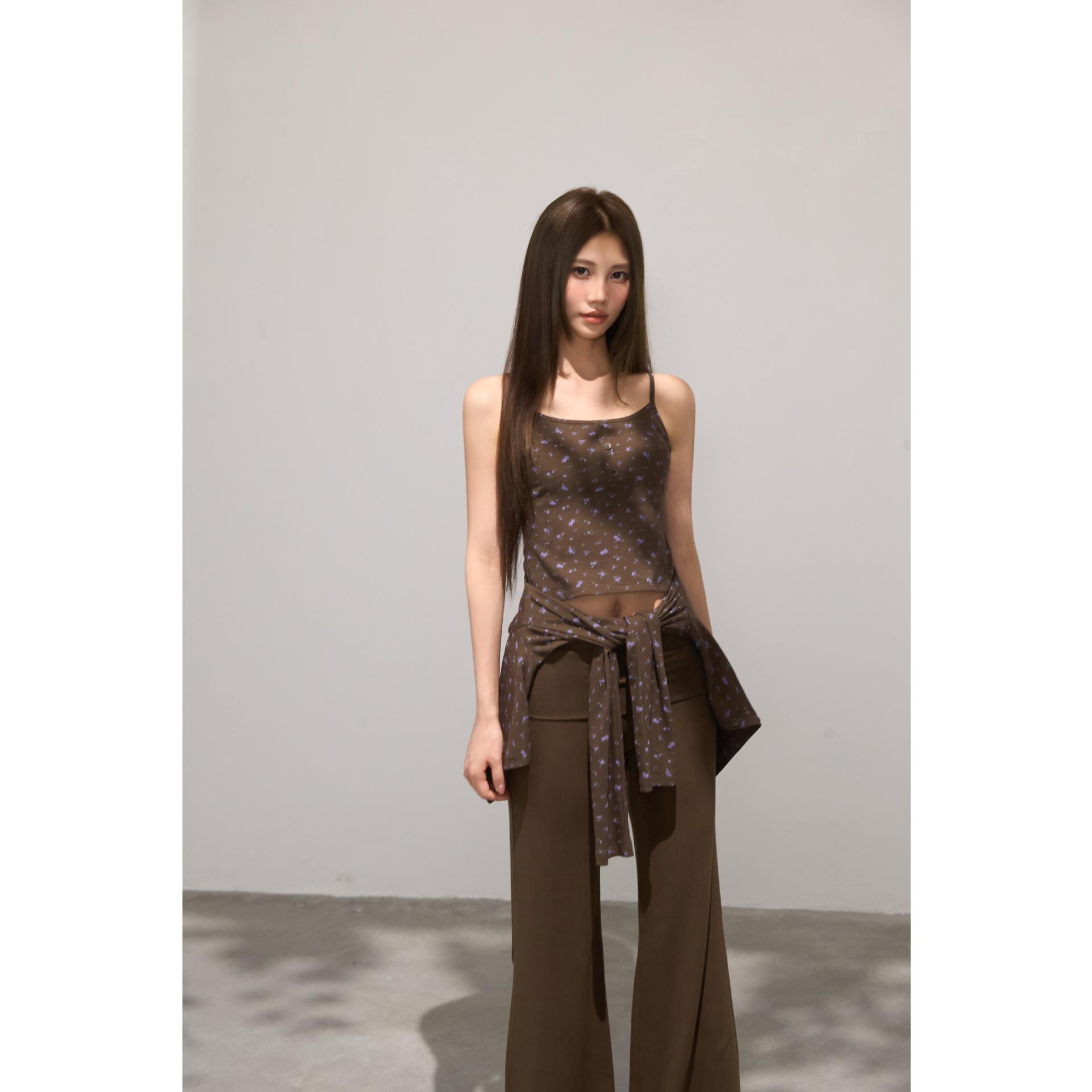 

Elegant Women s Micro Flare Pants - Casual, Slimming, Floor-Length for Autumn/Winter L (for 110-125 jin)