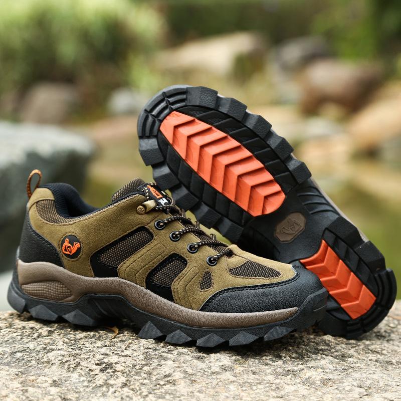 Spring and autumn sports shoes hiking shoes leather surface waterproof and non-slip velvet warm shoes outdoor travel shoes